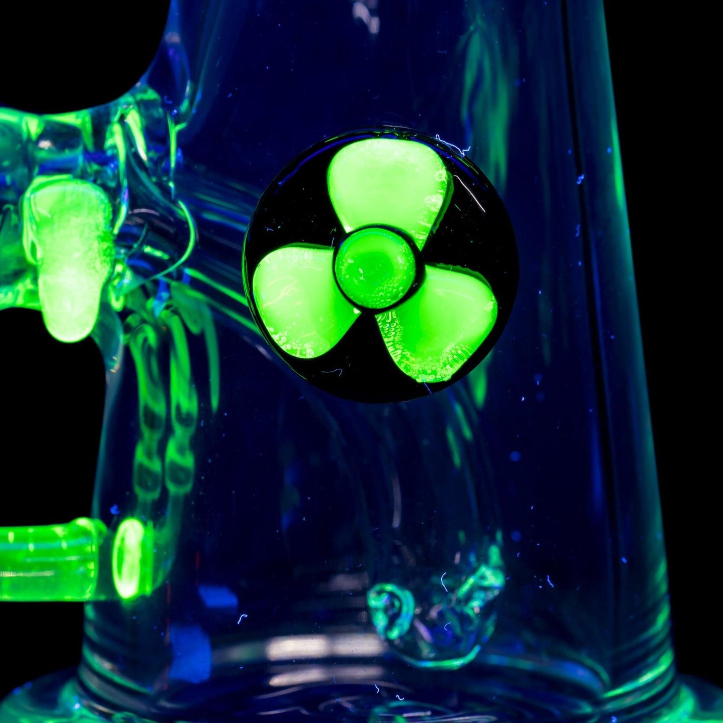 Empire Glassworks 6” Radioactive Cloud Bong w. Nuke Bowl 