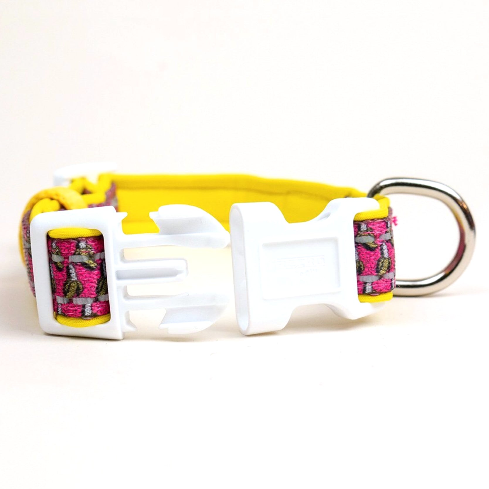 Retro Pet Adjustable Dog Collar 🐶 by Retro Pet | Mission Dispensary