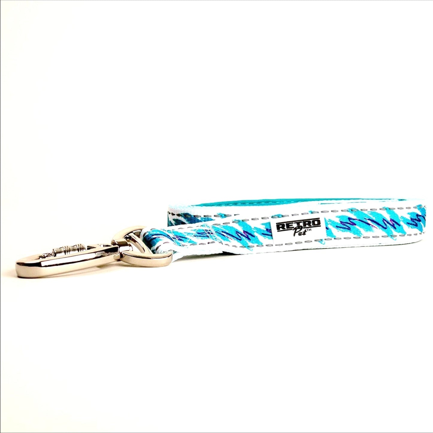Retro Pet Reflective Dog Leash w. Locking Carabiner 🐶 by Retro Pet | Mission Dispensary